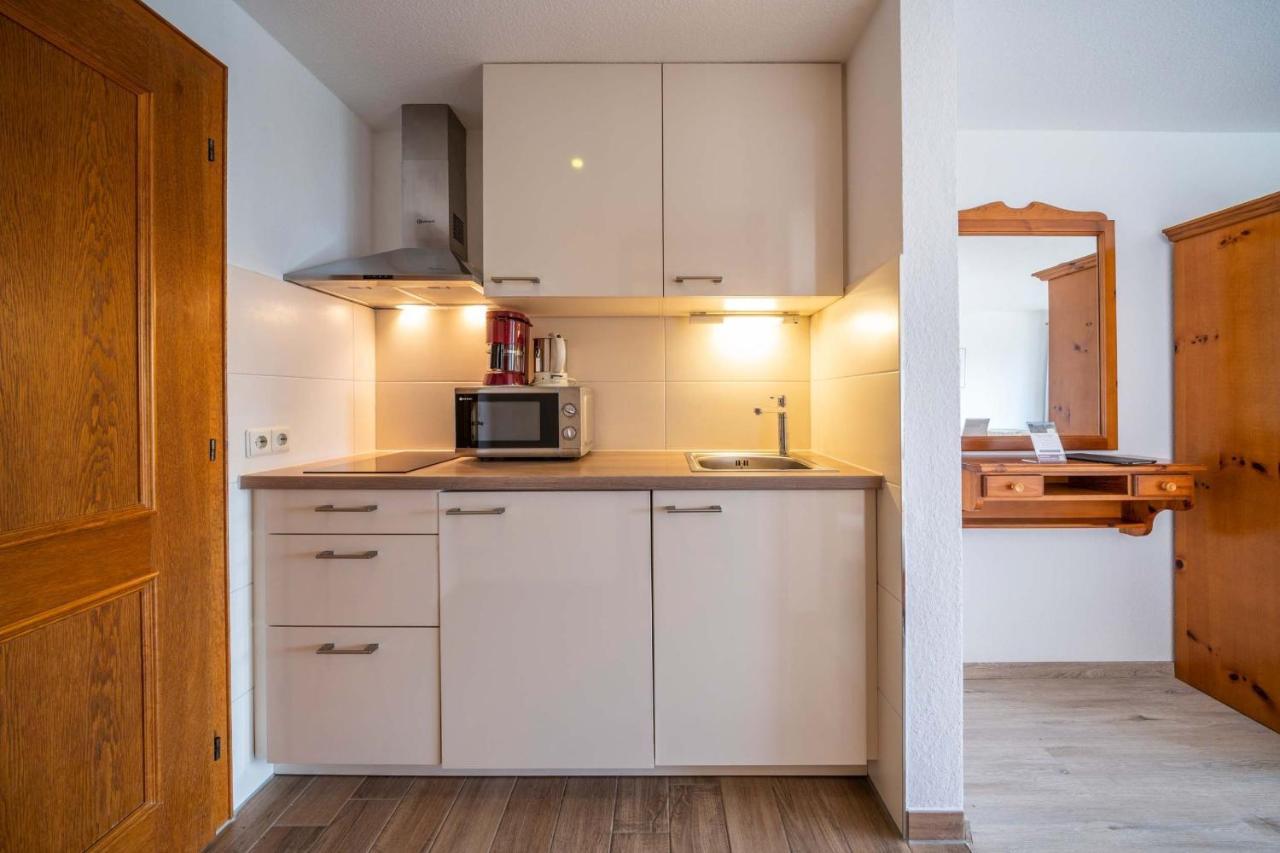 Uhldingen-Mühlhofen Hotel Seepark Appartements מראה חיצוני תמונה