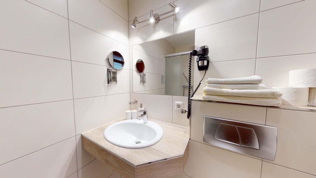 Uhldingen-Mühlhofen Hotel Seepark Appartements מראה חיצוני תמונה
